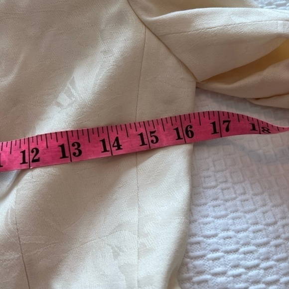 Escada Women's Jacket Size:34 In Cream Yellow - Picture 13 of 16